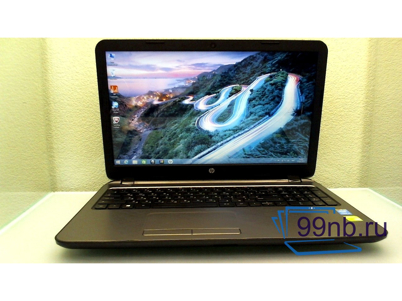 HP  15-r083sr