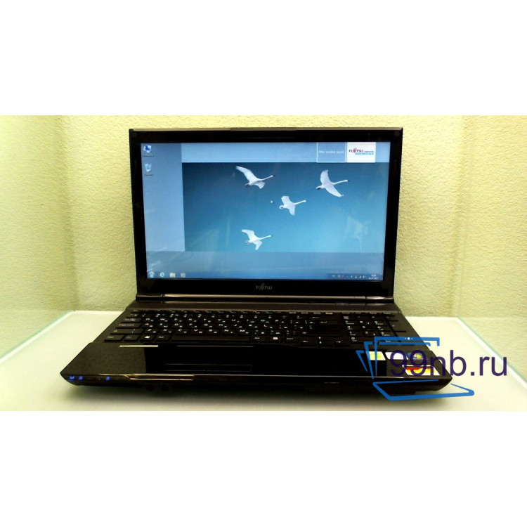Fujitsu LifeBook AH532/G21