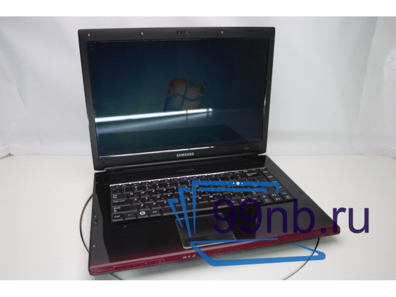 Samsung R560
