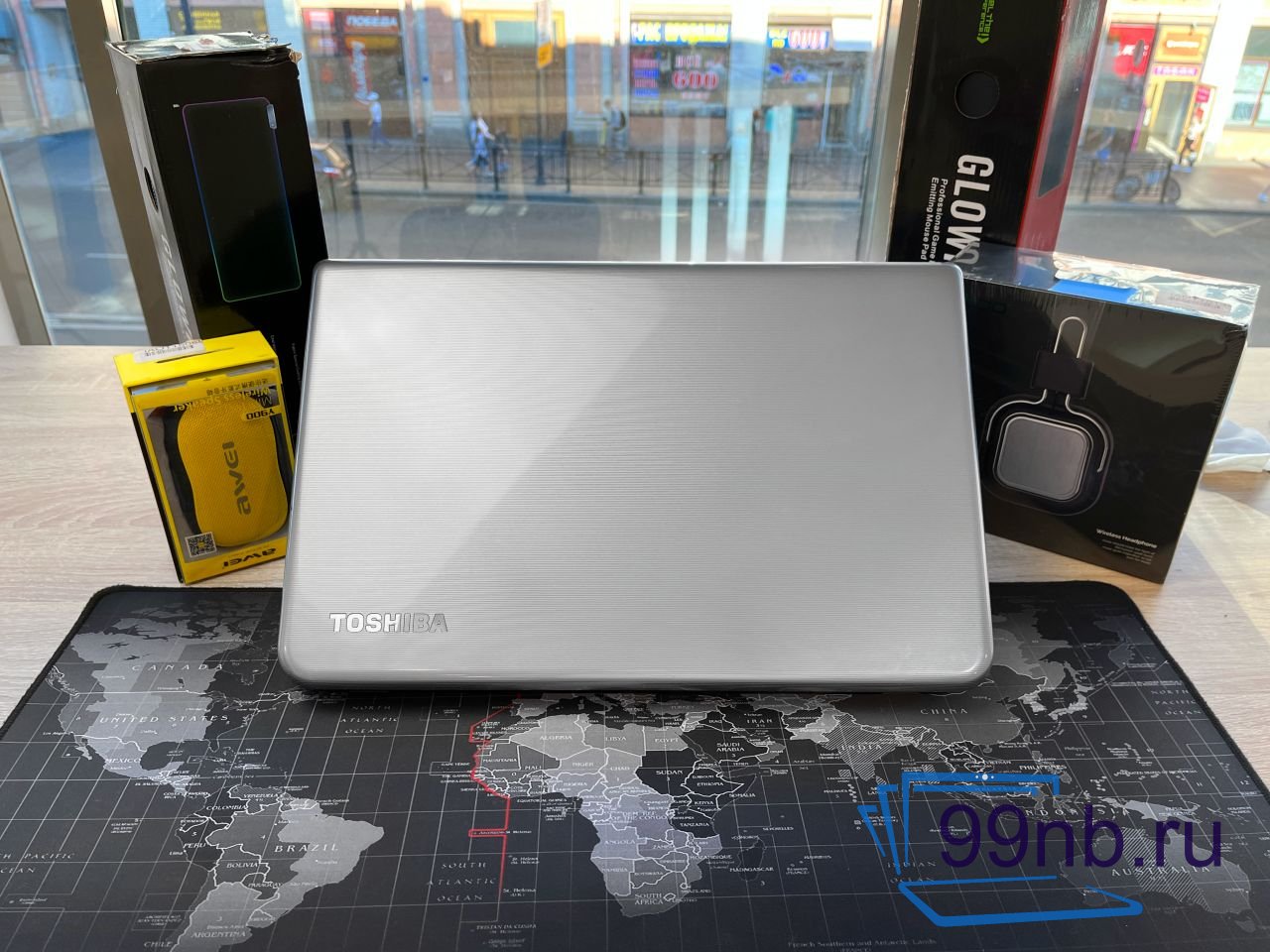  Ноутбук с большой диагональю экрана 17.3 Toshiba